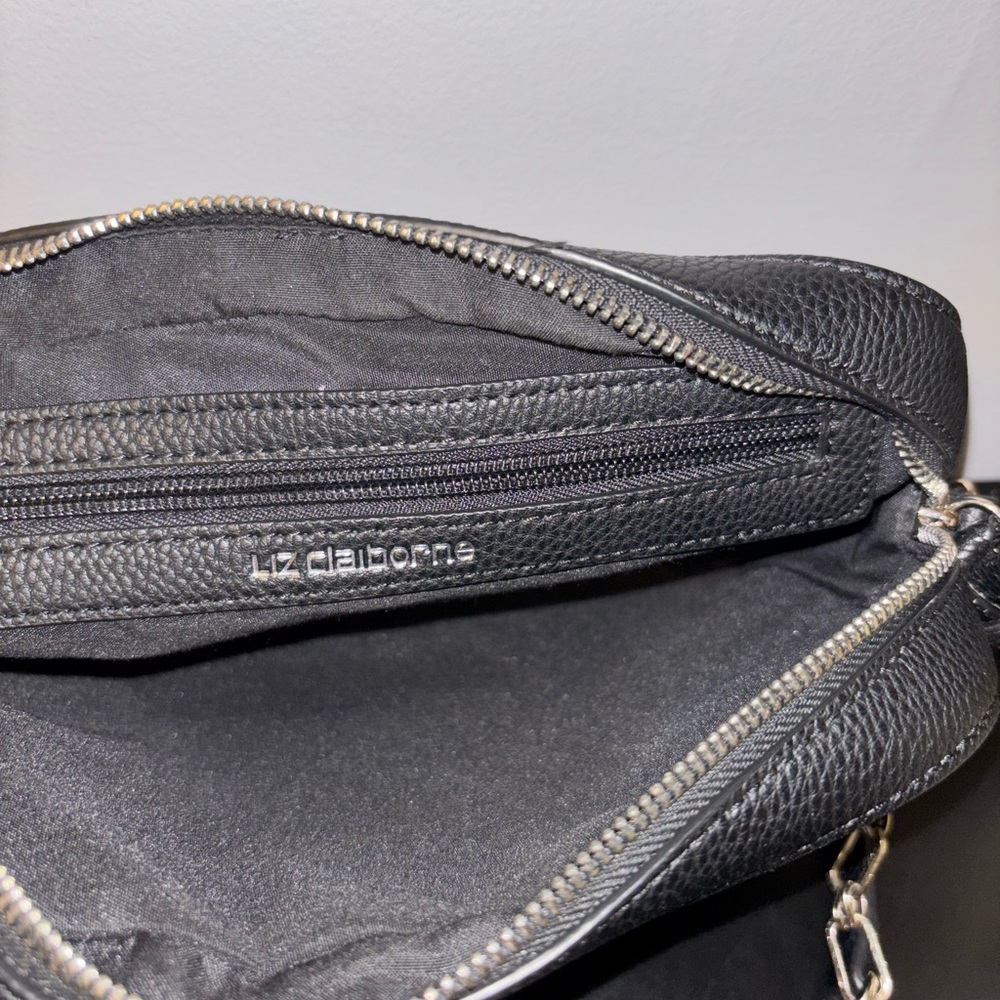 Liz Claiborne "Laura" Mini Crossbody Bag. - Picture 7 of 8